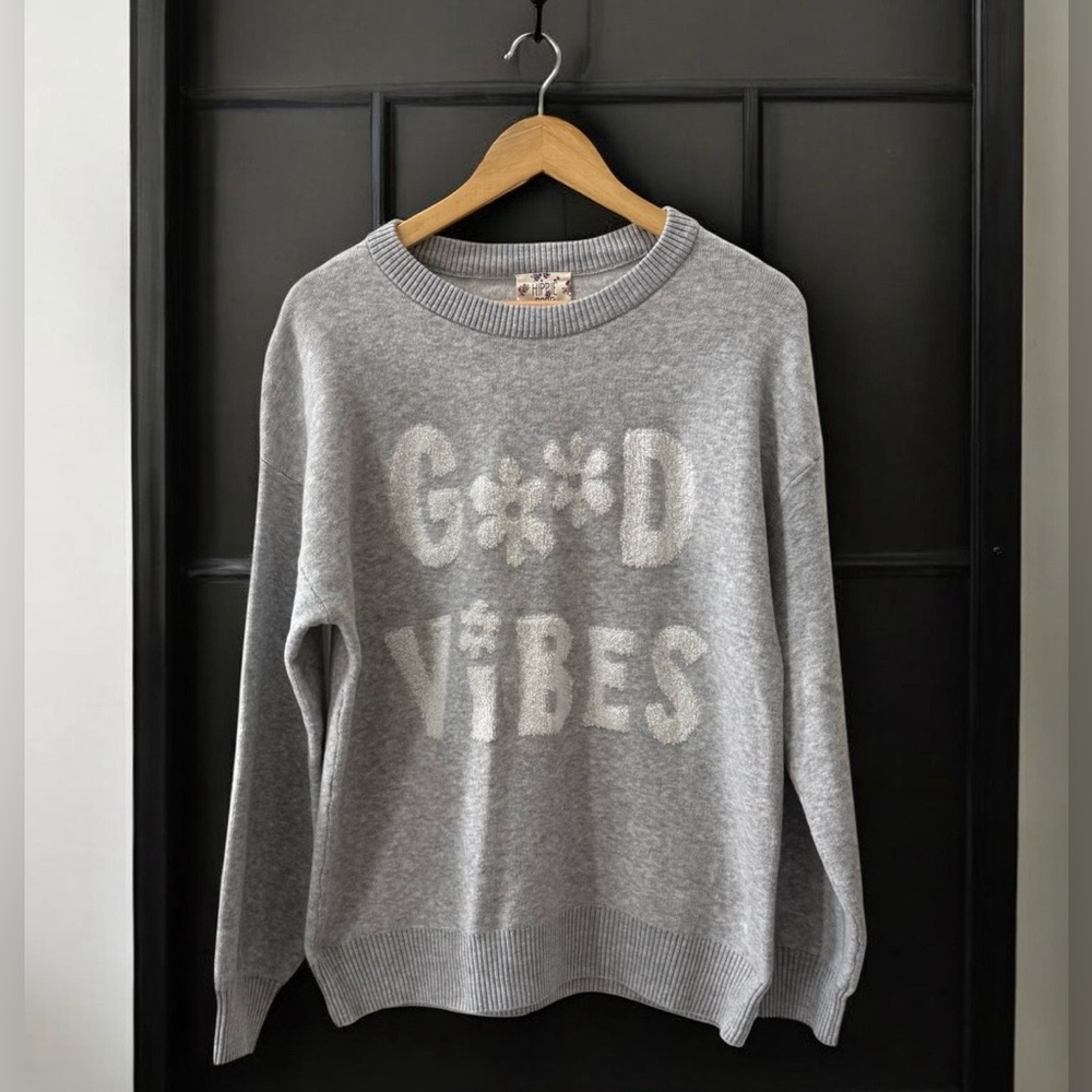 NWT Hippie Rose Gray White Good Vibes Sweater! Medium! NEW! - Picture 1 of 9